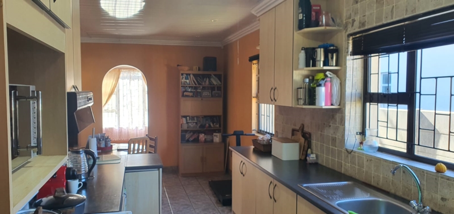 4 Bedroom Property for Sale in Elsies River Western Cape